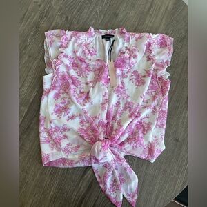 TAMARA  H. Pink top. Size Small. NEW